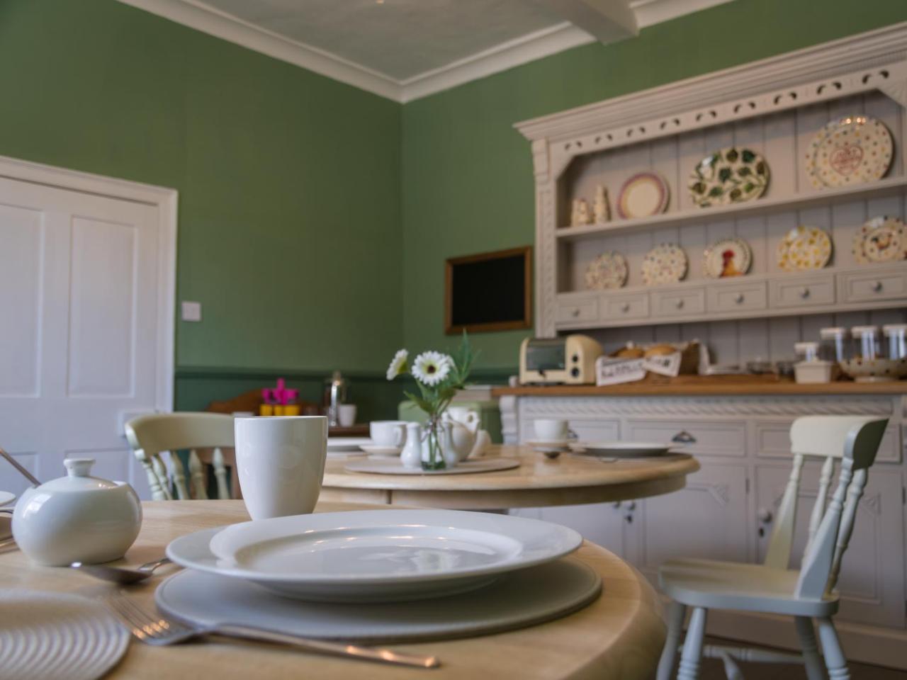 Garden House Bed & Breakfast Машам Екстериор снимка